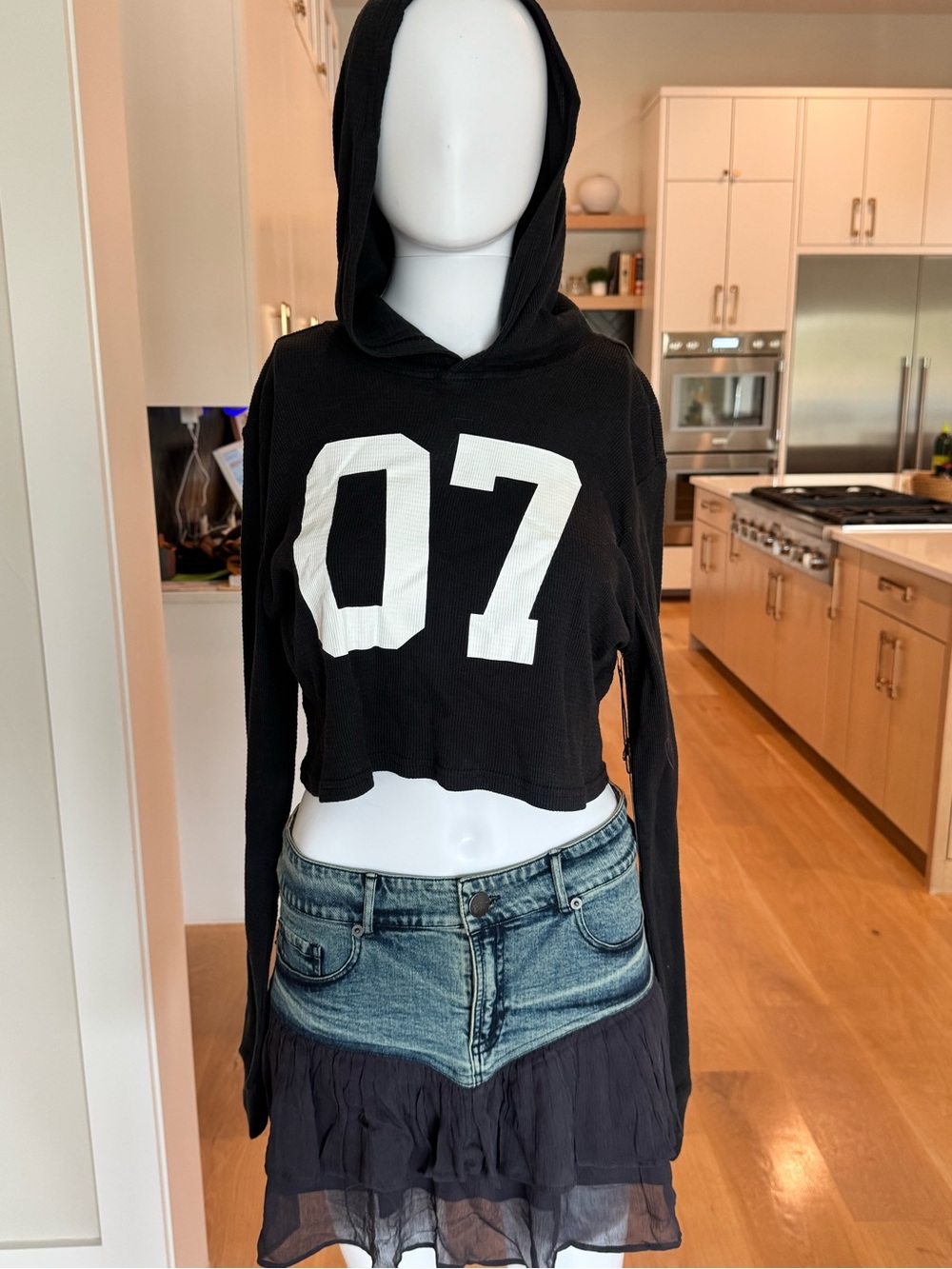 Forever 21 Women’s Black Cropped Hoodie Top with White '07' Graphic